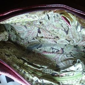 💞MAXX New York 💞croco embossed leather purse